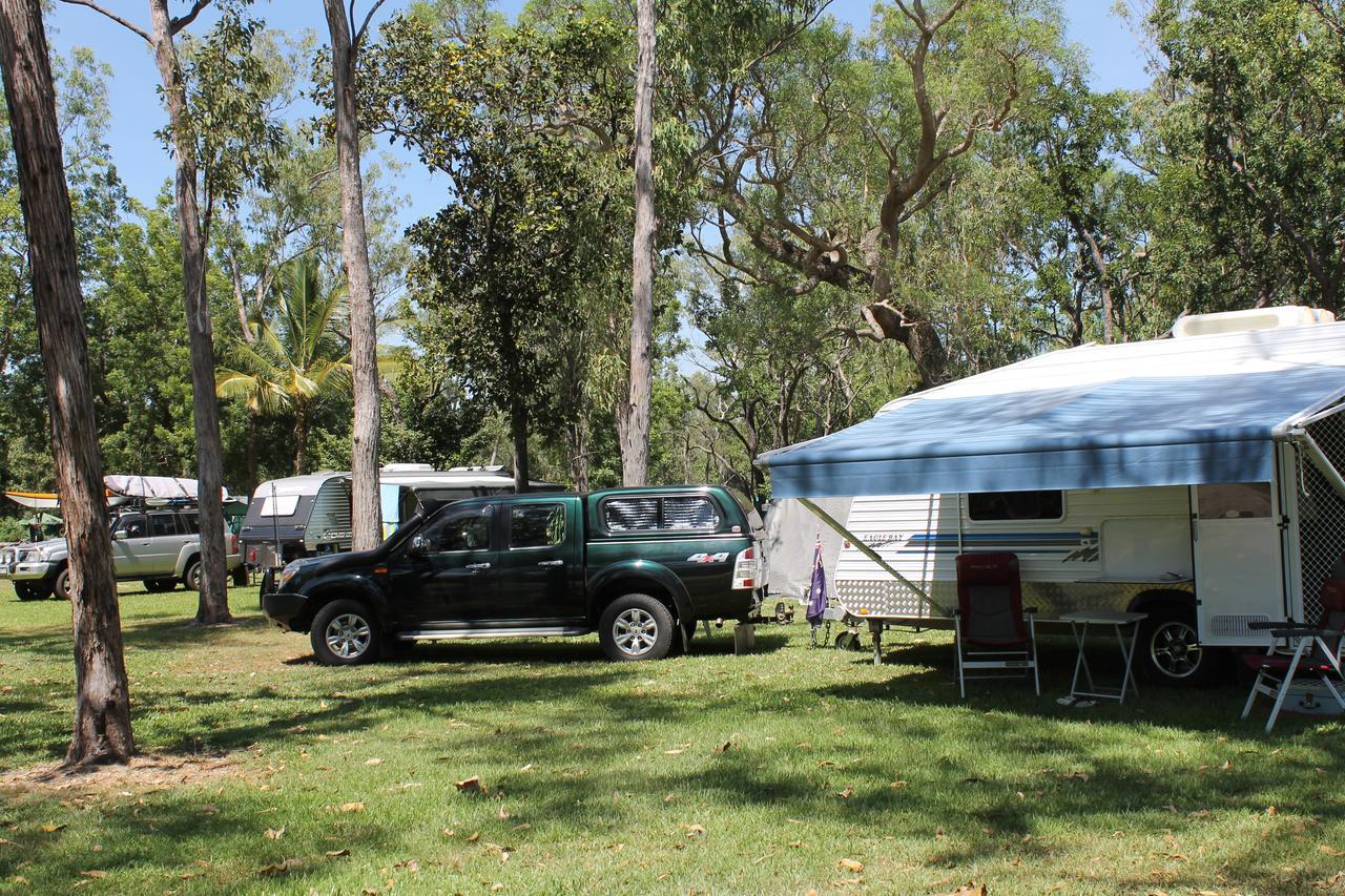 Corroboree Park Tavern Marrakai Exterior photo